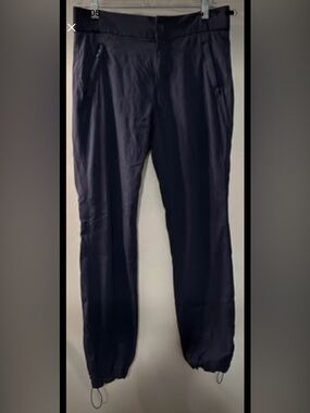 Ladies Navy Blue Jogger-Style Dress Pants Size 8